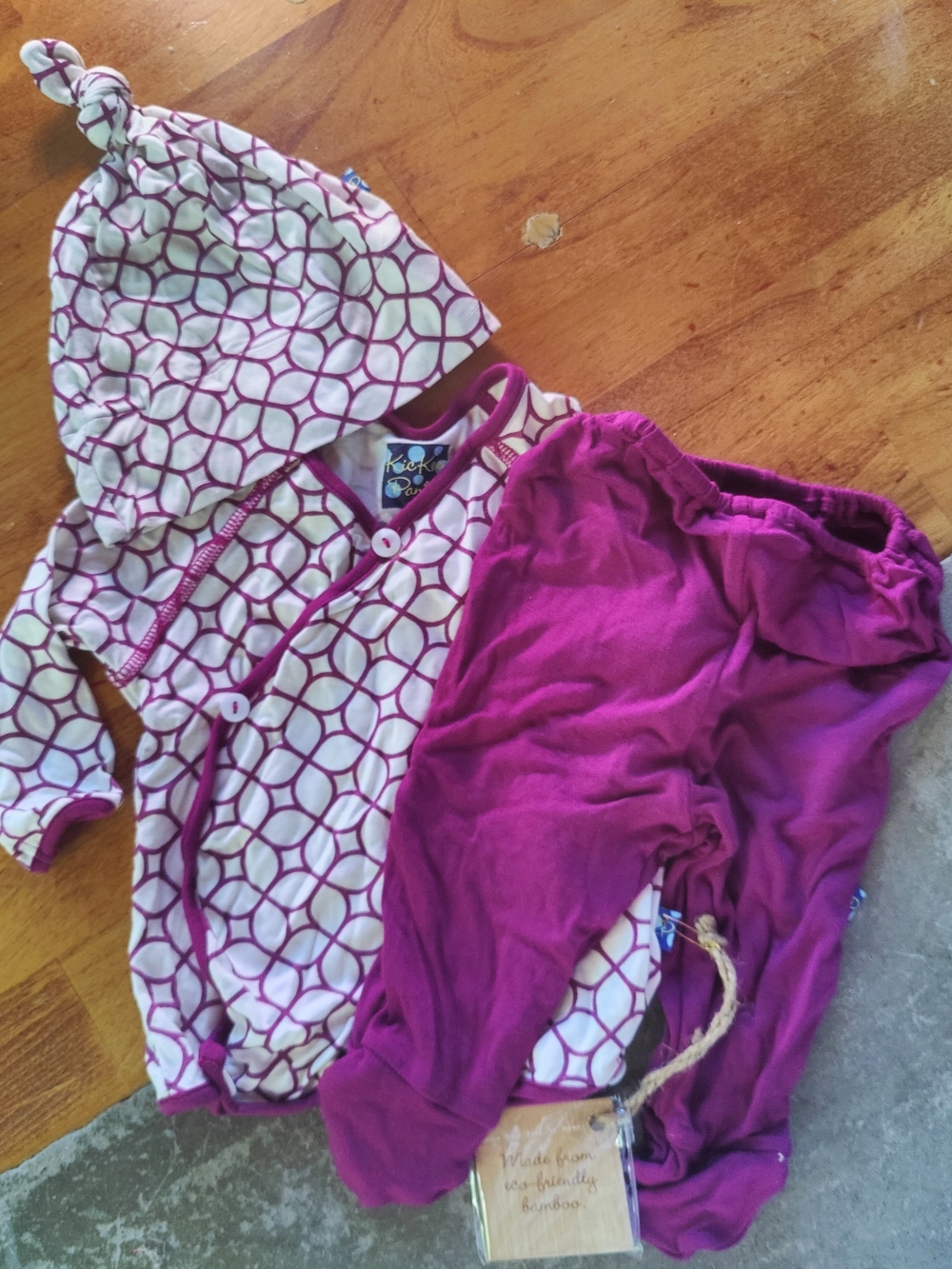 NWT KicKee Pants Infant Wrap Top, Hat & Pants Set - White & Magenta NB Giftable
